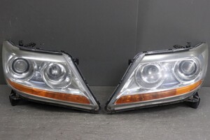 Honda Elysion headlight set (RR6 HID P7040)