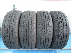 Used JDM tire set (225/60R17 MAXTREK PLUS)