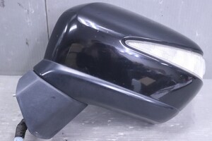 Honda Odyssey used OEM part (RB3 NH812P)