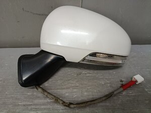 Toyota Prius used OEM part (ZVW30 ZVW30-AHXGB)