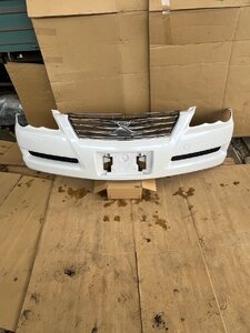 Used JDM front bumper (GRX121)