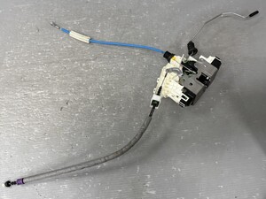 Used JDM auto part (B180 W246)
