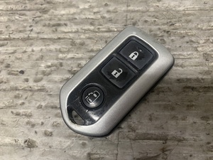 Used JDM smart key remote (CBA-NNP11 TOYOTA)