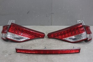 Used JDM tail light set (ACR50 ACR50W-GFXSKY)