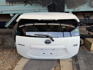 Used JDM auto part (NHP10)