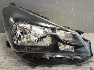 Used JDM headlight set (KSP130 Toyota)