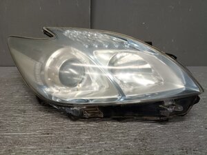 Toyota Prius headlight set (ZVW30 ZVW30-AHXGB)