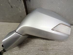 Honda Freed used OEM part (GB3 NH700M)