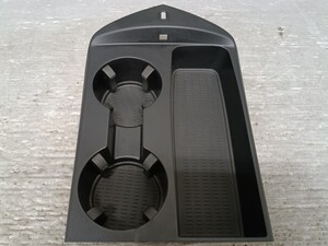 Used JDM cup holder (BMW E89 HLL20)