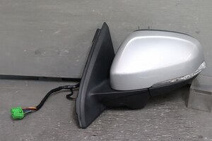 Used JDM auto part (V60 FB4164T Volvo)