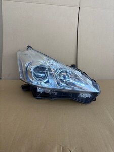 Toyota Prius headlight set (ZVW41 KOITO)