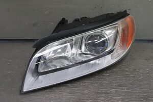Used JDM headlight set (V70 BB4164TW HID HCHR-567 Volvo)