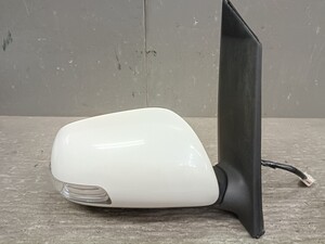 Used JDM auto part (ZGM10)