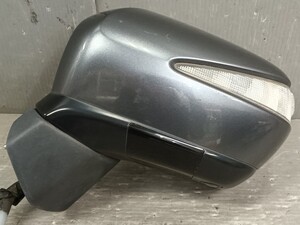 Honda Odyssey used OEM part (RB3 NH731P)
