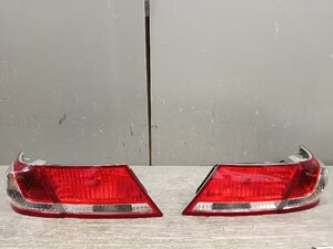 Honda Odyssey tail light set (RB3)