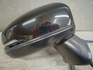Used JDM auto part (GP5 NH731P)