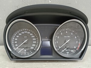 Used JDM instrument cluster (BMW E89 HLL20)