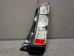Used JDM tail light set (N-BOX JF1 D105)