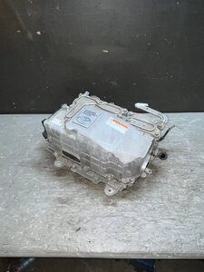 Used JDM tire set (NHP10 VERTER CONVERTER Assy G9200-52010)