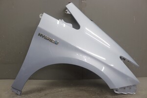 Toyota Prius used OEM part (ZVW30)