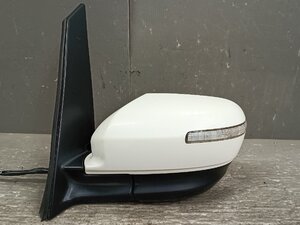 Honda Elysion used OEM part (RR5 NH624P)